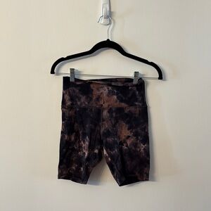 lululemon athletica Tie-Dye Bike Shorts - Black and Brown
